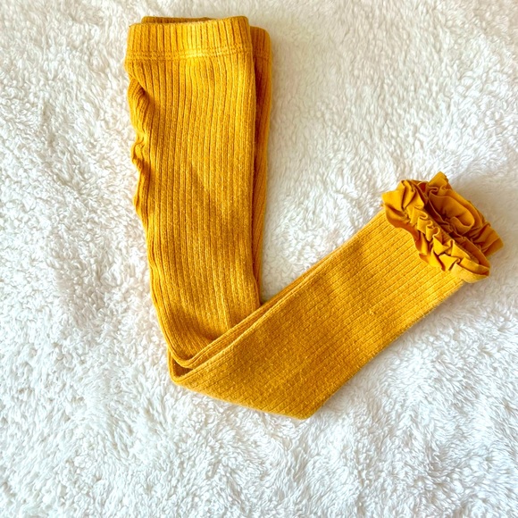 Ruffle Butts Yellow/Mustard/Honey Rib Knit Footless Ruffled Tights - Picture 3 of 7